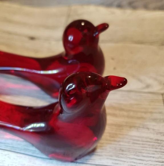 Red Glass Birds Set Of 2 - Picture 6 of 9